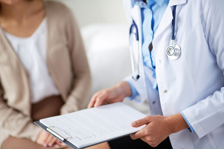 A méhnyak osteokondrózis tüneteivel rendelkező beteg konzultált egy orvoshoz